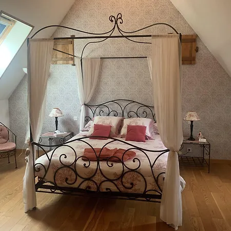 Le Clos Des Tilleuls Couette-café *
